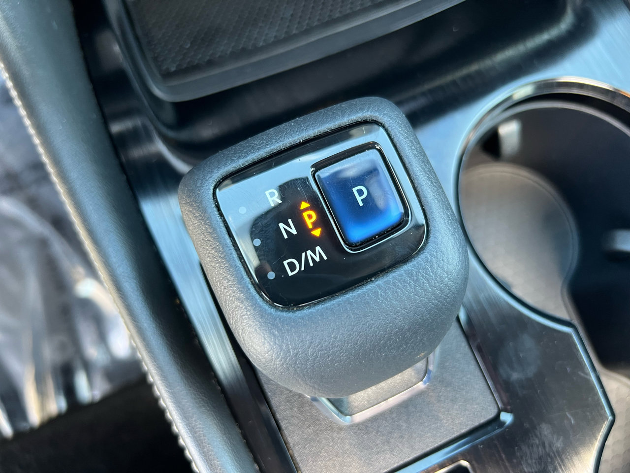 Used 2021 Nissan Rogue SL w/ Premium Package image 32