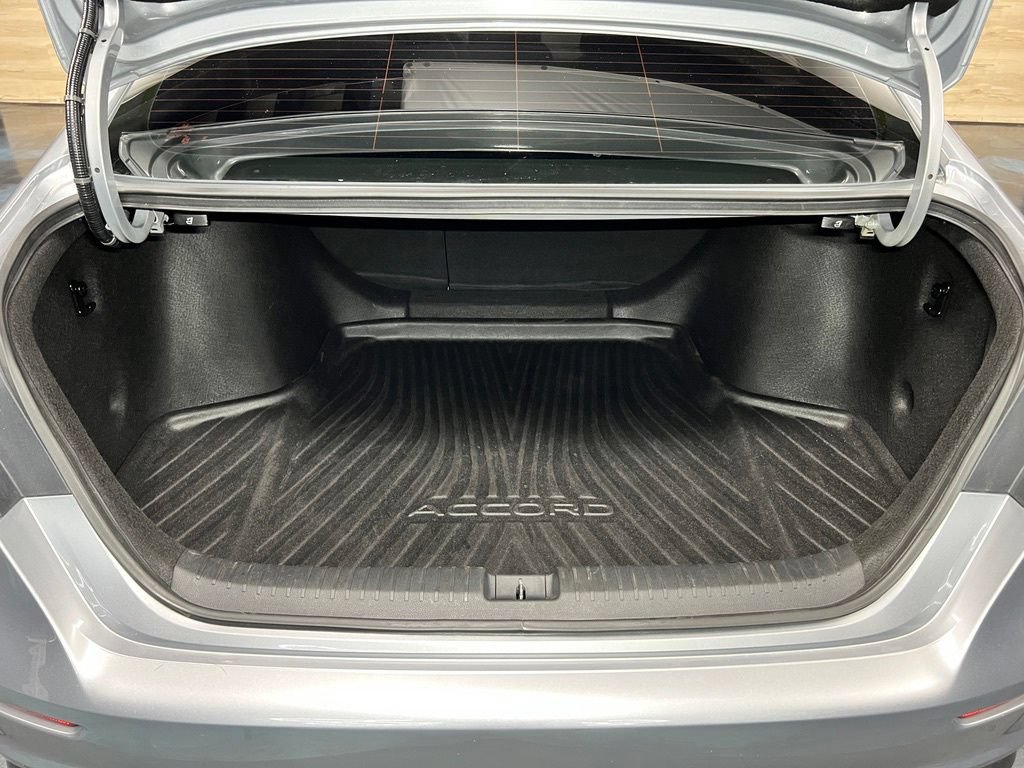 Used 2025 Honda Accord Sport image 19