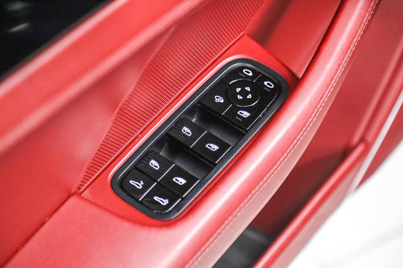Used 2018 Porsche Panamera 4S w/ Premium Package Plus AWD/4WD image 32