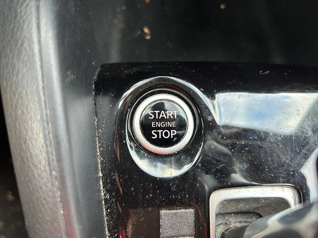 Used 2020 Nissan Kicks S FWD image 28