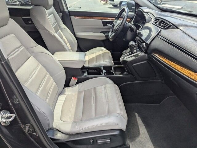 Used 2018 Honda CR-V Touring image 31