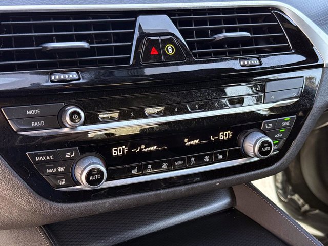 Used 2023 BMW 540i w/ M Sport Package image 19