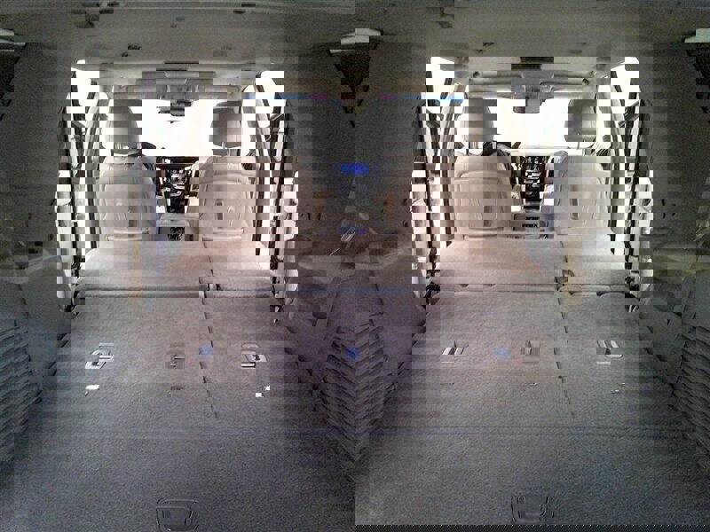 Used 2016 Cadillac Escalade Premium image 30