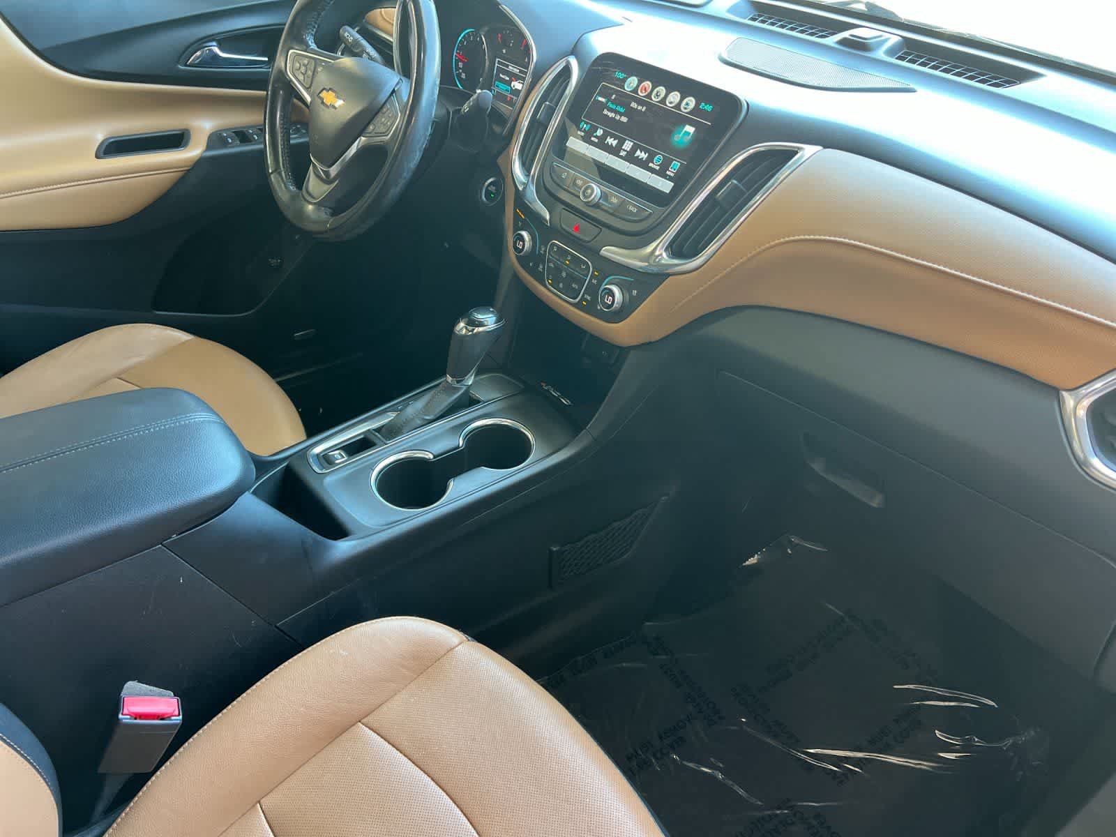 Used 2018 Chevrolet Equinox Premier FWD image 17