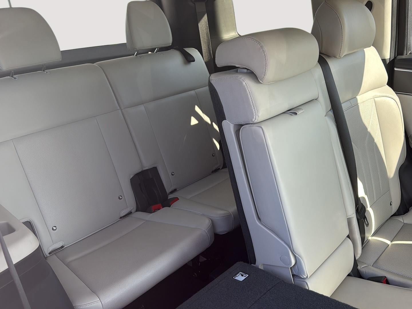 Used 2025 Hyundai Santa Fe SEL AWD/4WD image 7
