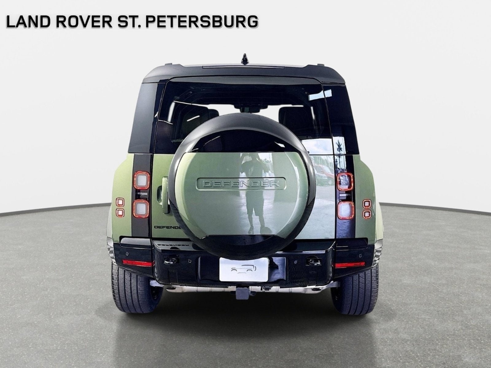 Used 2026 Land Rover Defender 110 X-Dynamic SE AWD/4WD image 6