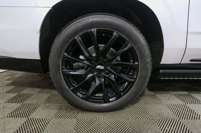 Used 2024 Cadillac Escalade ESV Sport Platinum w/ LPO, ONYX Package image 17