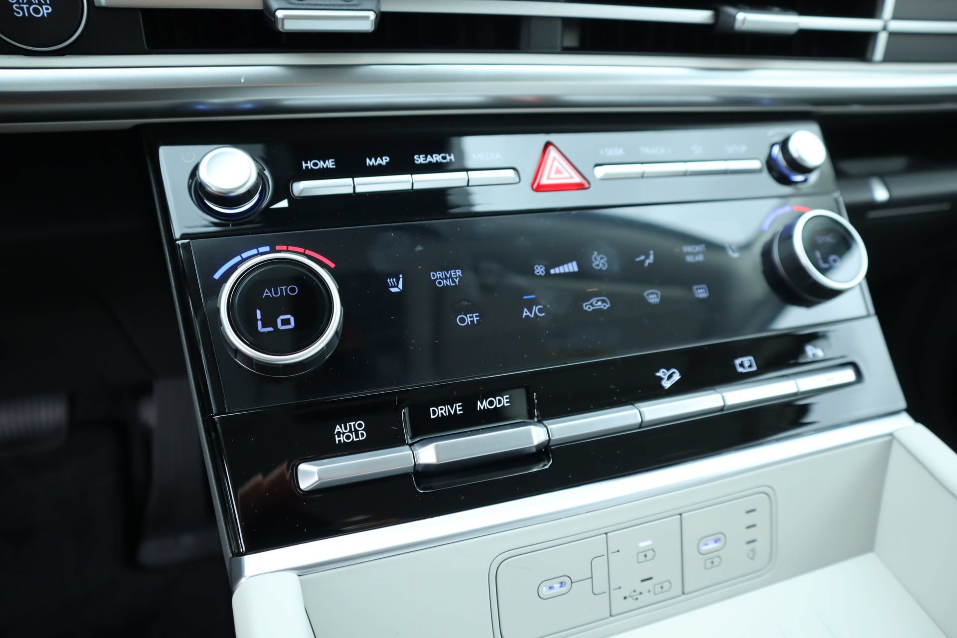 New 2027 Hyundai Santa Fe SEL FWD image 14