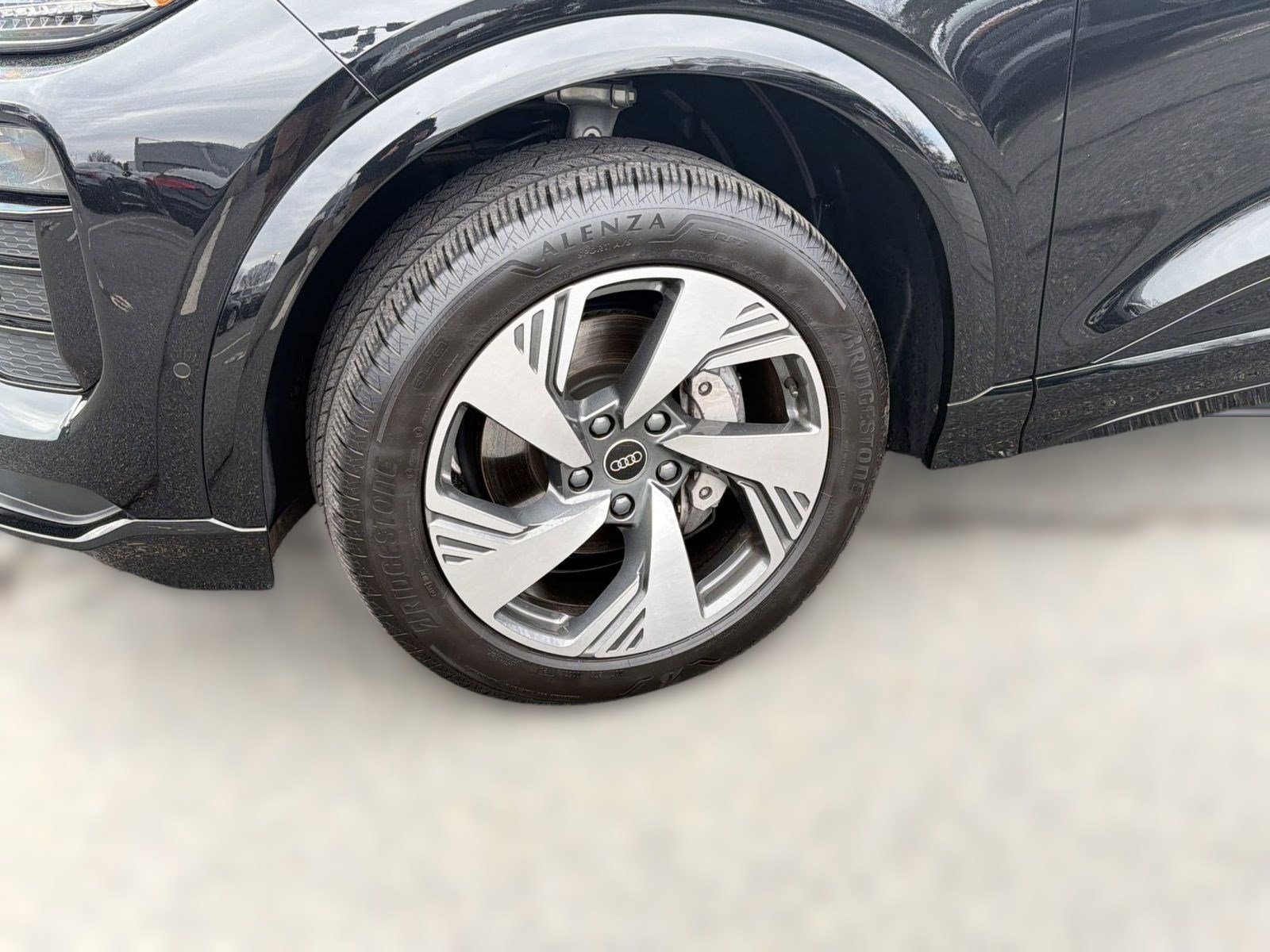 Used 2025 Audi Q6 e-tron Premium Plus w/ Premium Plus image 12