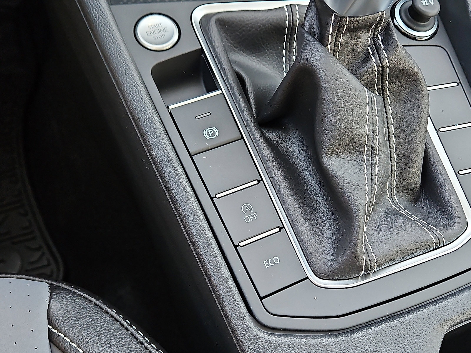 New 2026 Volkswagen Jetta SE image 19