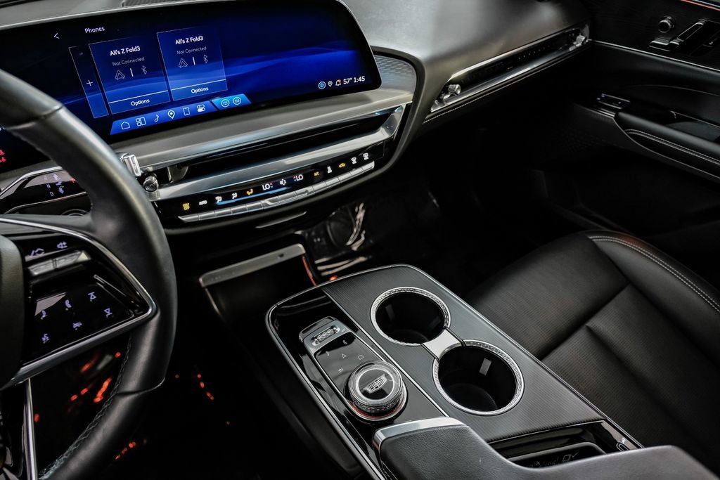 Used 2024 Cadillac Lyriq Luxury image 25