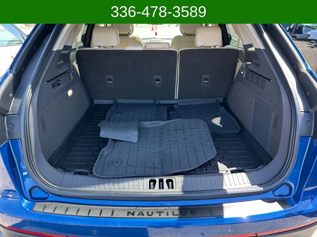 Used 2020 Lincoln Nautilus Reserve w/ Equipment Group 201A FWD image 27