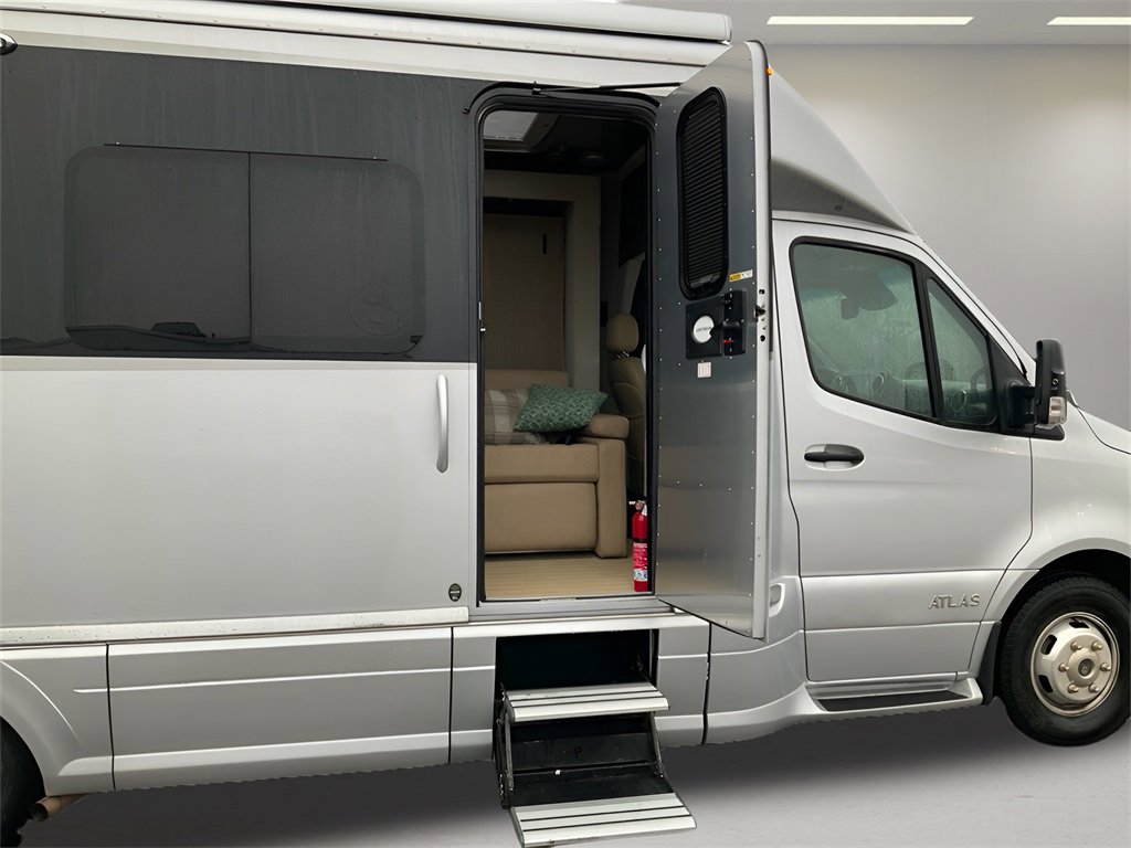 Used 2019 Mercedes-Benz Sprinter 170 image 23