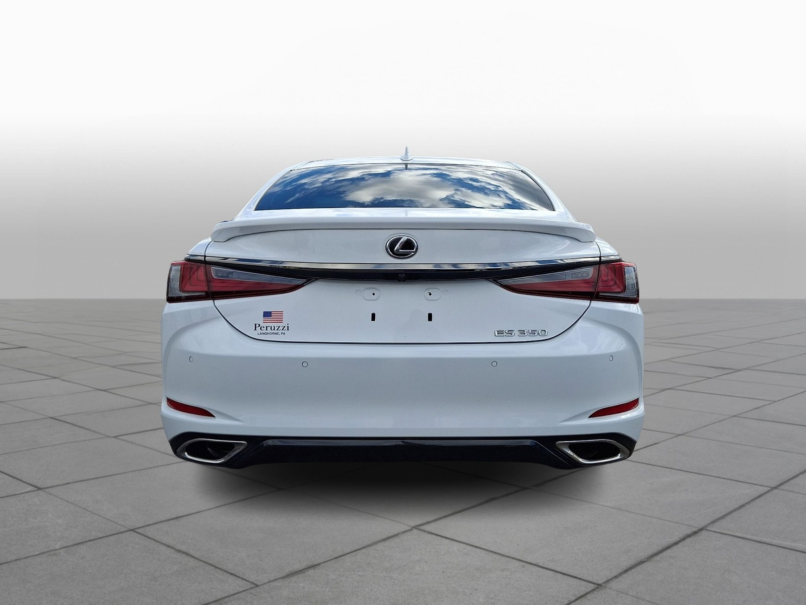 Used 2023 Lexus ES 350 F Sport w/ Accessory Package (Z1) FWD image 6