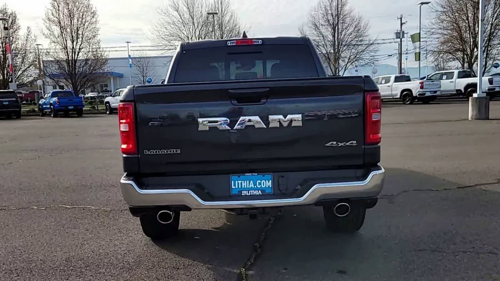 New 2026 RAM 1500 Laramie AWD/4WD image 7
