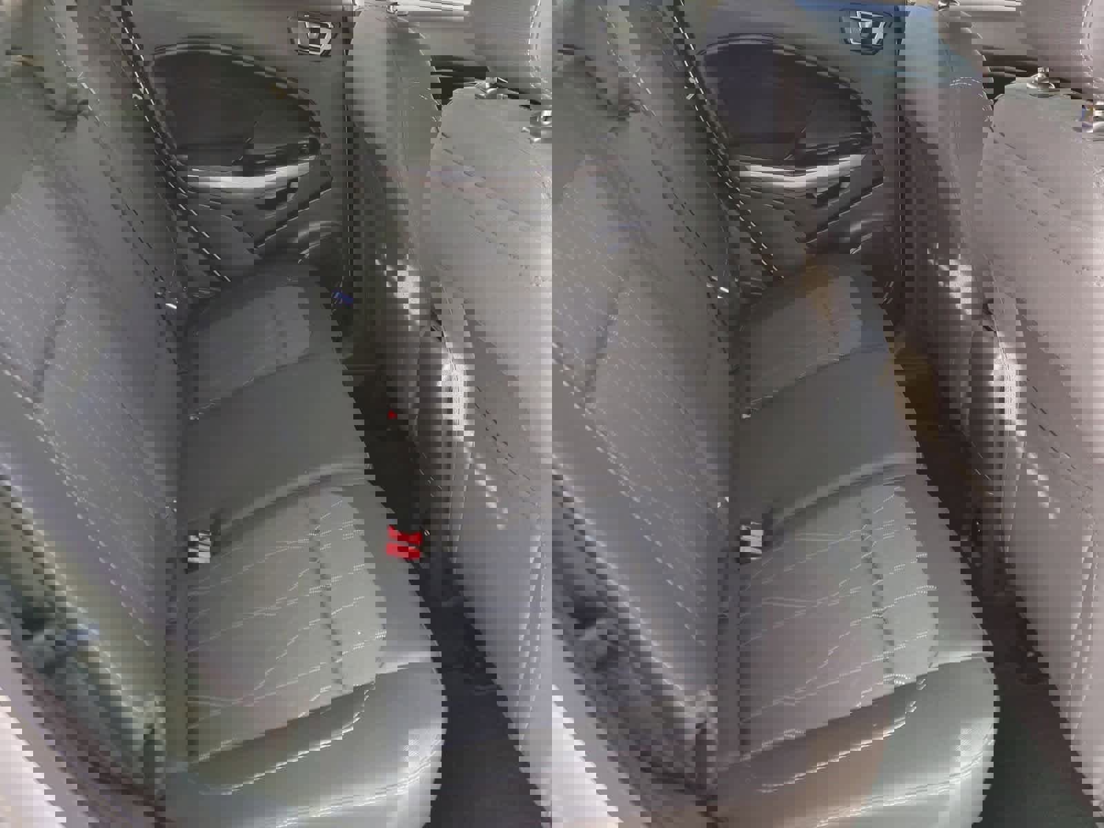 Used 2020 Ford EcoSport SE w/ SE Convenience Package image 21