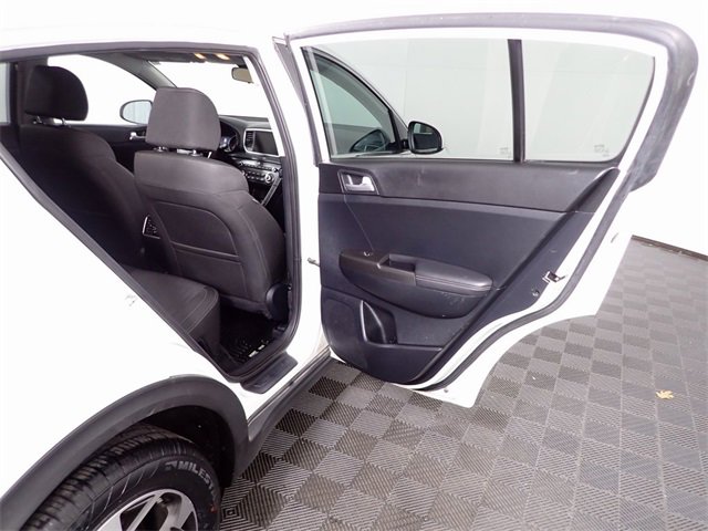 Used 2022 Kia Sportage LX image 24