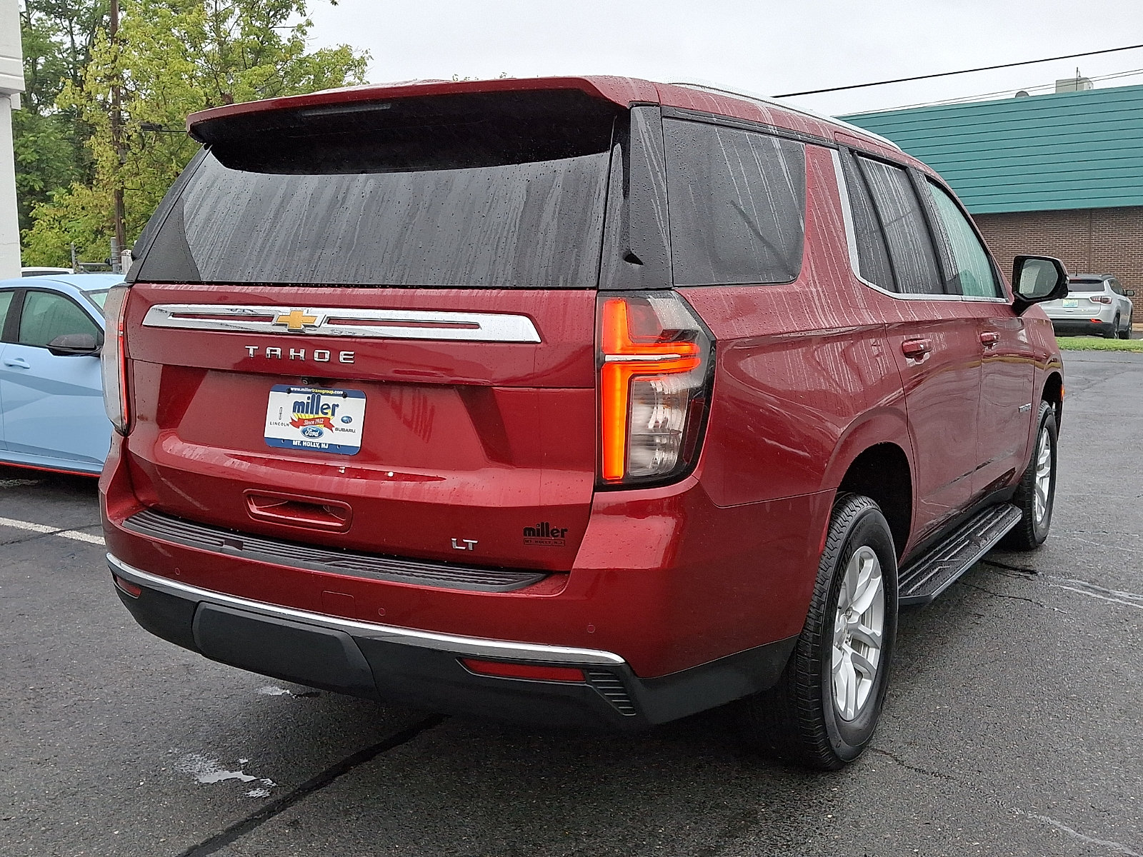 Used 2023 Chevrolet Tahoe LT w/ Luxury Package AWD/4WD image 6