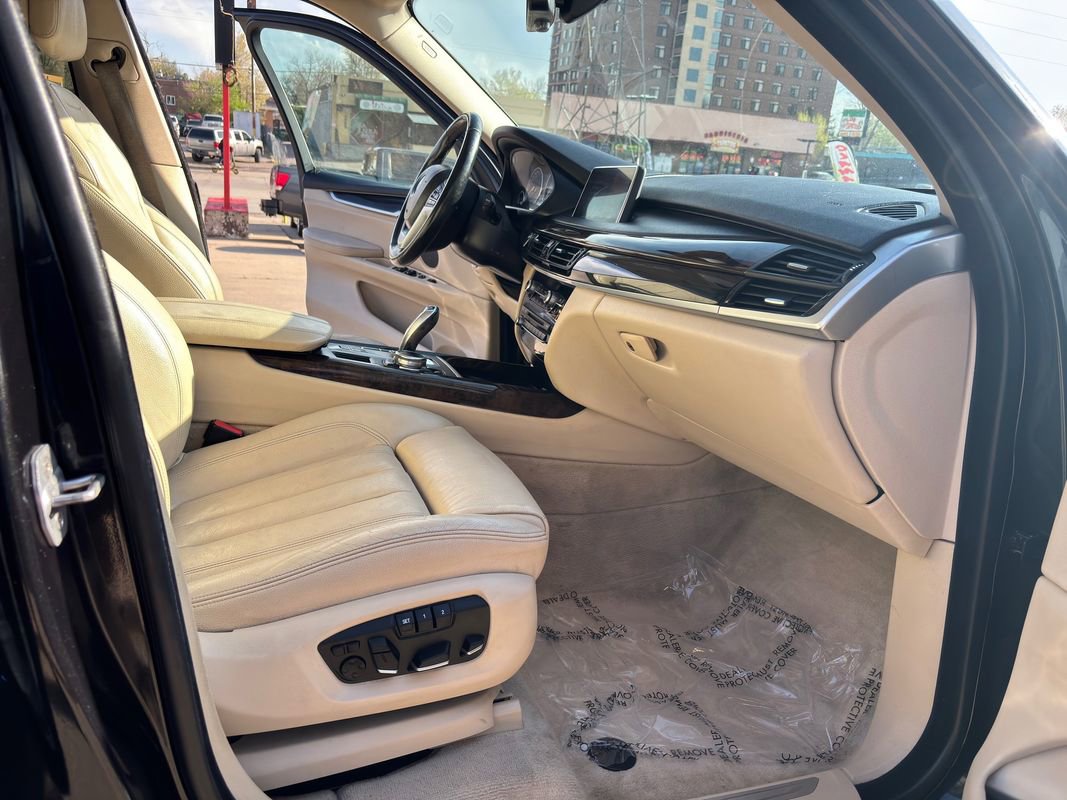 Used 2015 BMW X5 xDrive35d image 17