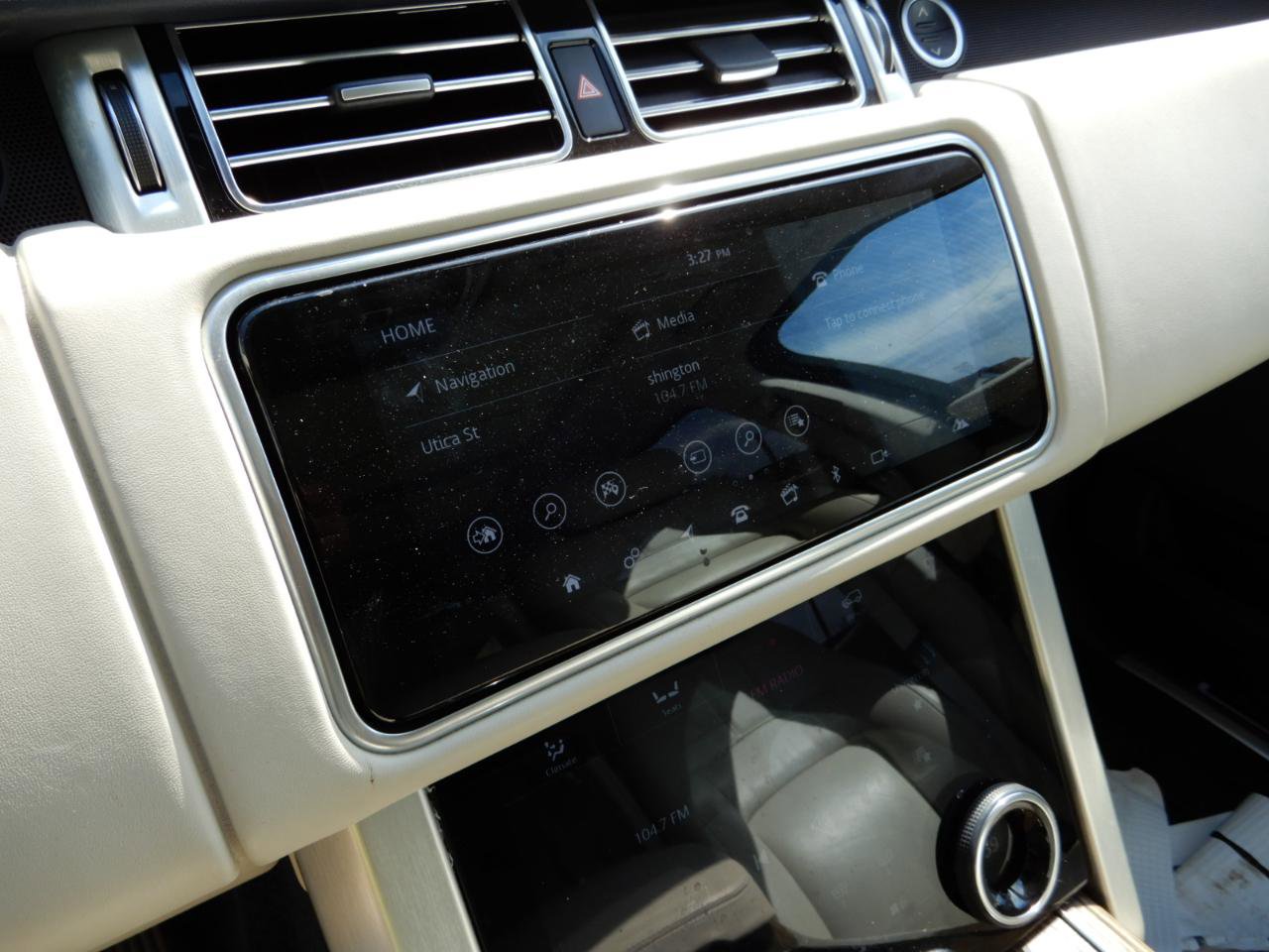 Used 2019 Land Rover Range Rover HSE image 14