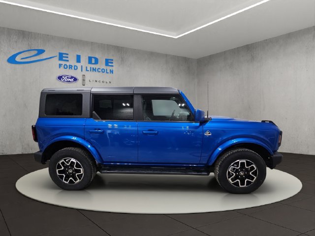 Used 2024 Ford Bronco Outer Banks AWD/4WD image 7