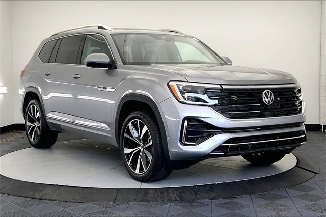 New 2025 Volkswagen Atlas SEL Premium R-Line