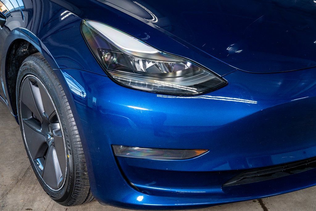Used 2023 Tesla Model 3 Standard Range image 17