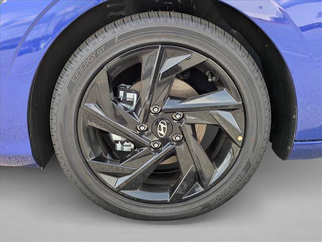 Certified 2026 Hyundai Elantra SEL Sport Premium FWD image 9