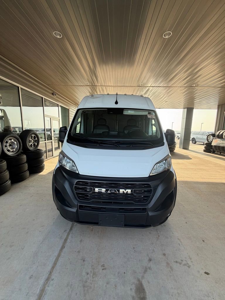Used 2025 RAM ProMaster 2500 w/ Convenience Group FWD image 2