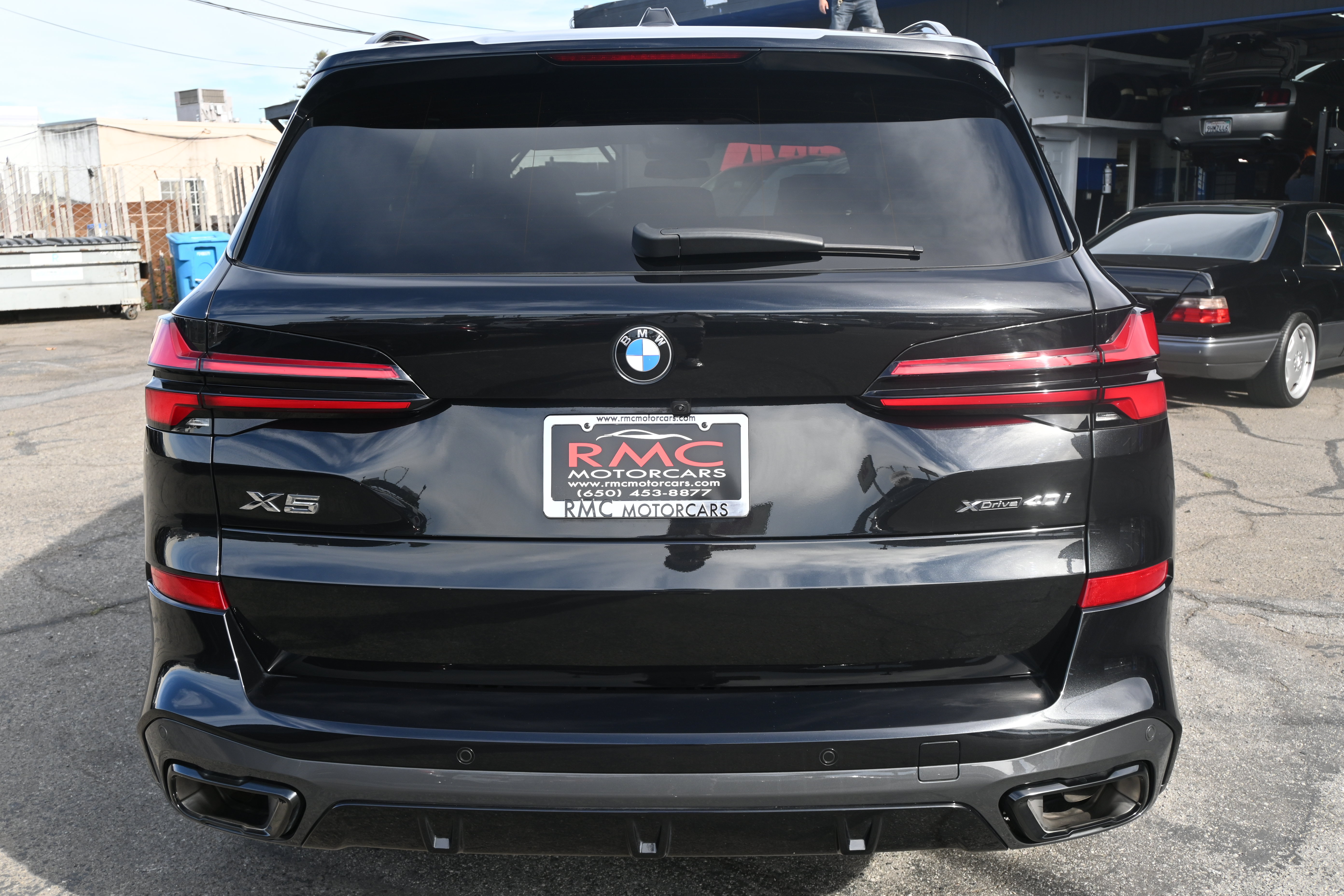 Used 2024 BMW X5 xDrive40i w/ M Sport Package AWD/4WD image 11