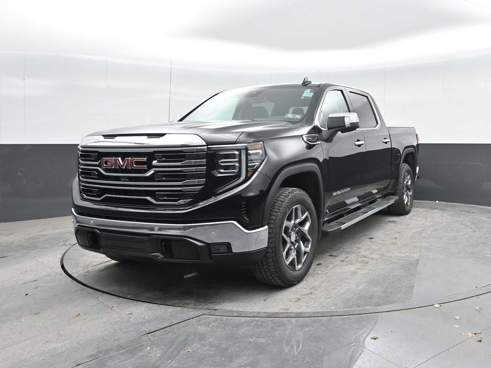New 2026 GMC Sierra 1500 SLT w/ SLT Premium Package image 5