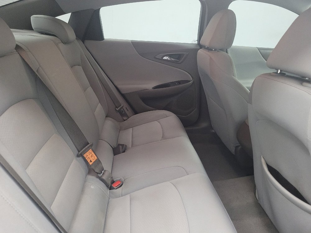 Used 2023 Chevrolet Malibu LS image 19