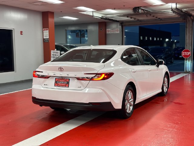 Used 2025 Toyota Camry LE FWD image 4