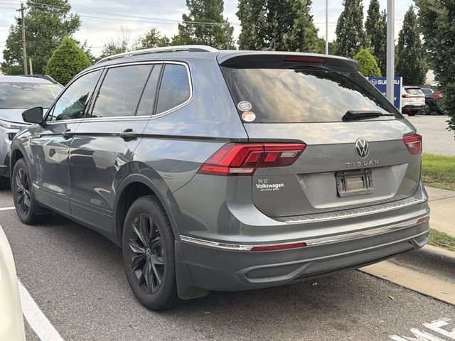 Used 2024 Volkswagen Tiguan SE FWD image 8