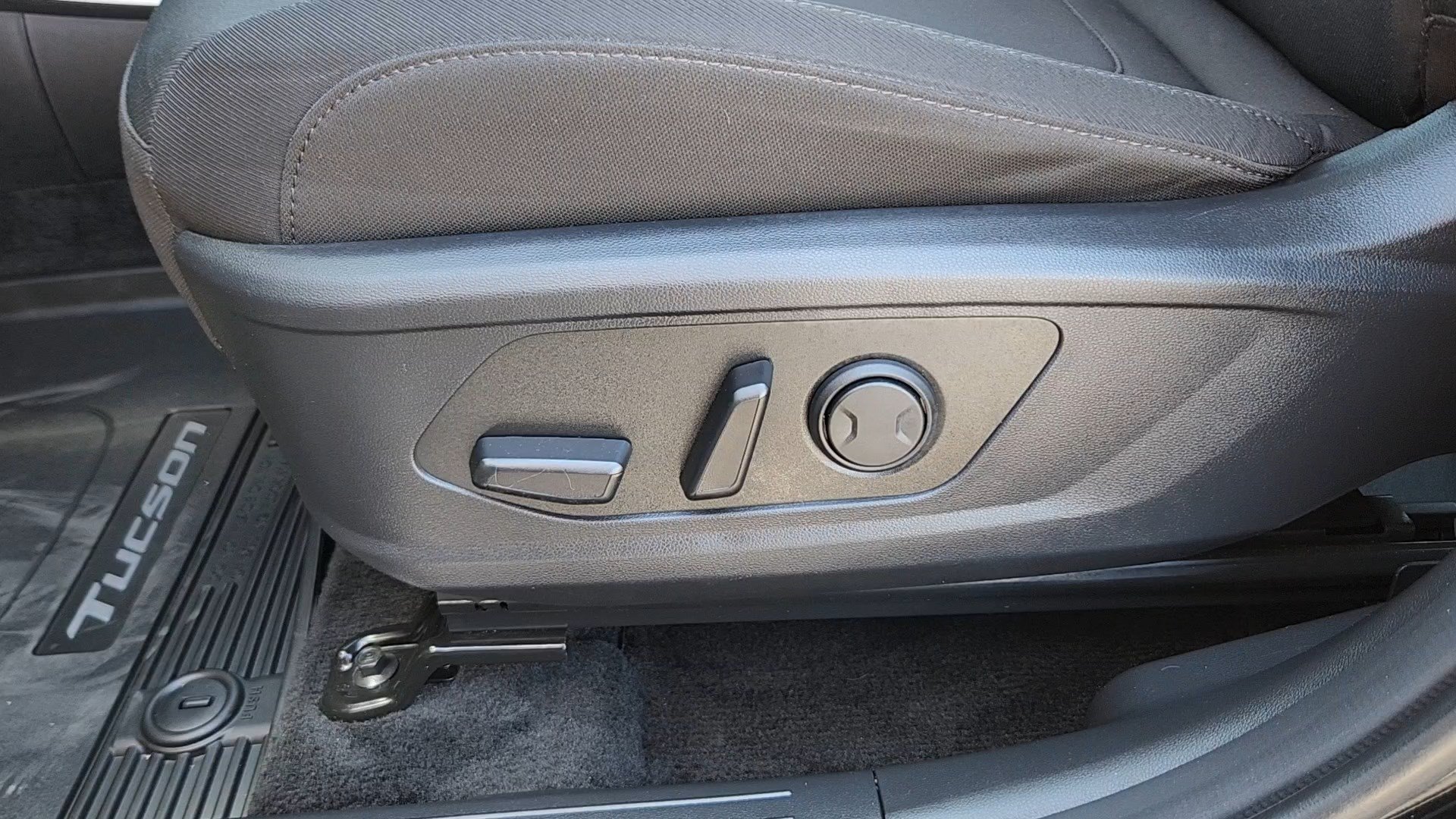 Certified 2024 Hyundai Tucson SEL AWD/4WD image 8