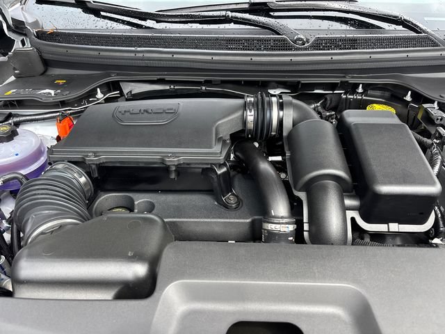 New 2026 Jeep Cherokee Overland w/ Advanced Pro Tech Group AWD/4WD image 32