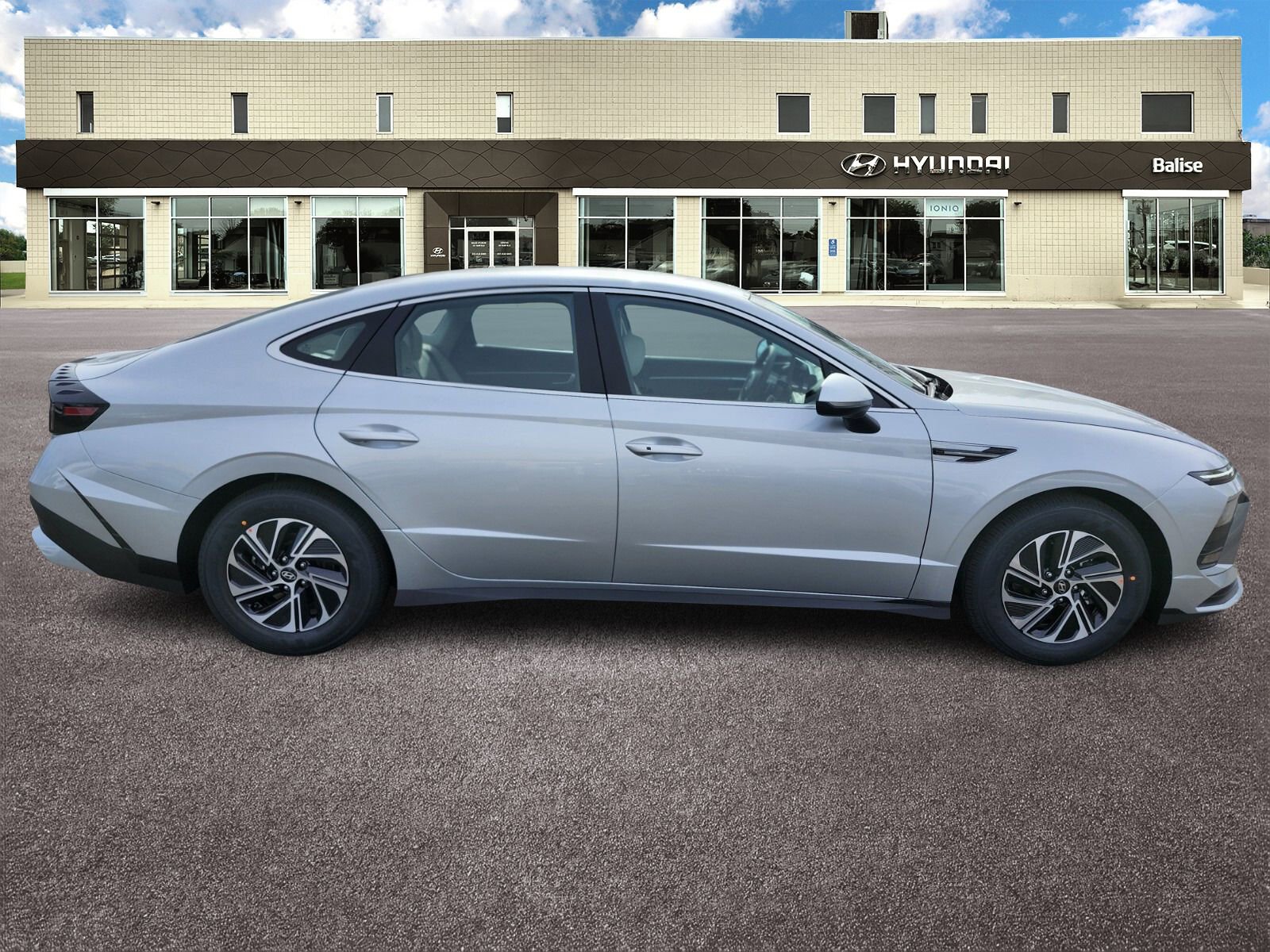New 2026 Hyundai Sonata Blue FWD image 2