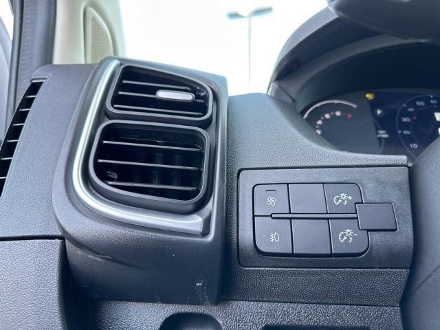 New 2024 RAM ProMaster 3500 w/ Quick Order Package 22G SLT image 11