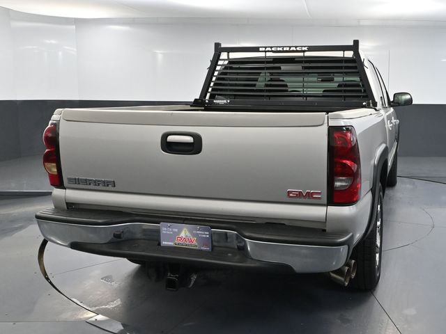 Used 2006 GMC Sierra 1500 Denali w/ Onstar Plus Package image 6