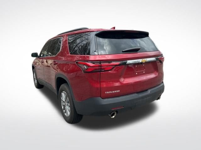 Used 2023 Chevrolet Traverse LT image 3