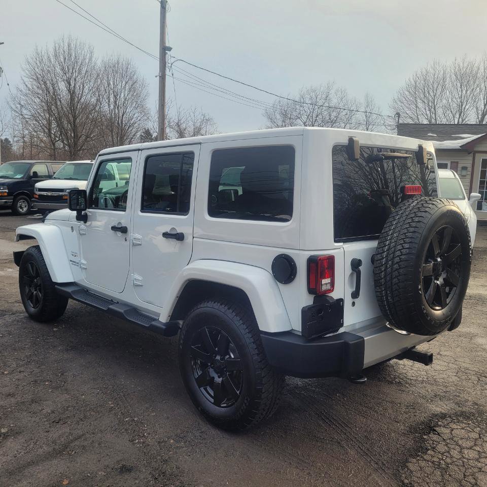 Used 2017 Jeep Wrangler Unlimited Sahara w/ Connectivity Group image 6