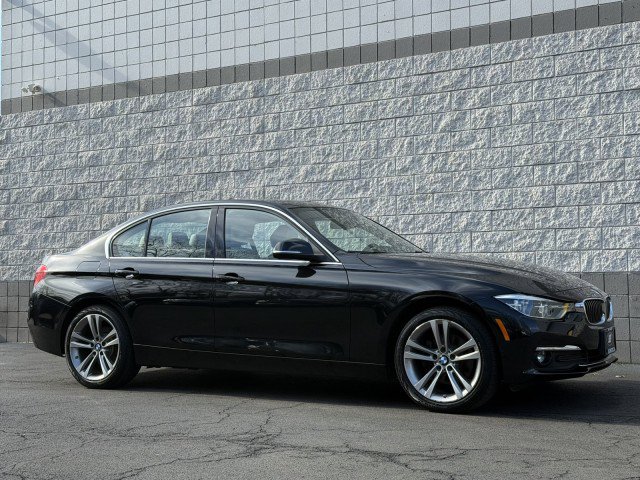 Used 2018 BMW 328d xDrive Sedan w/ Premium Package AWD/4WD image 20