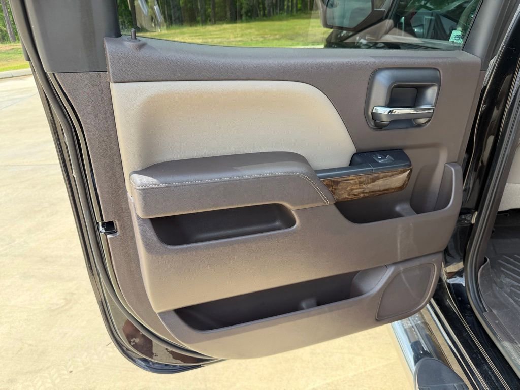 Used 2018 Chevrolet Silverado 1500 LT w/ Texas Edition RWD image 15