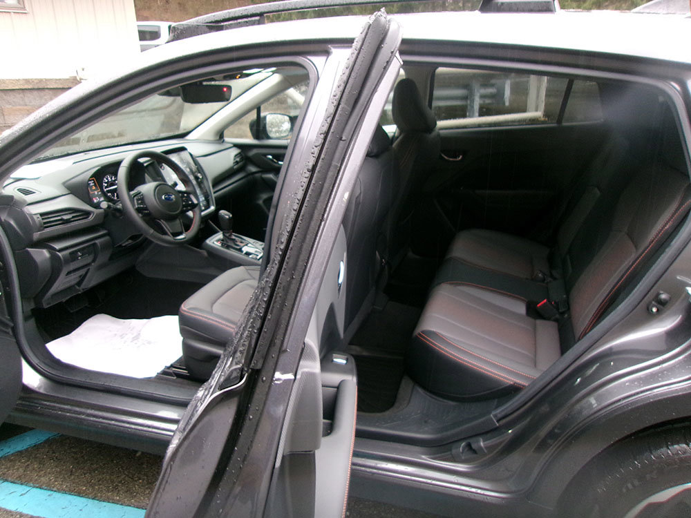 Used 2024 Subaru Crosstrek 2.5i Limited w/ Crosstrek Mirror Package AWD/4WD image 13