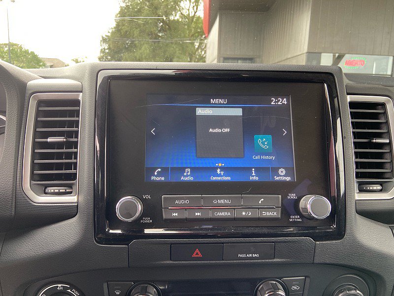 Used 2022 Nissan Frontier SV AWD/4WD image 13