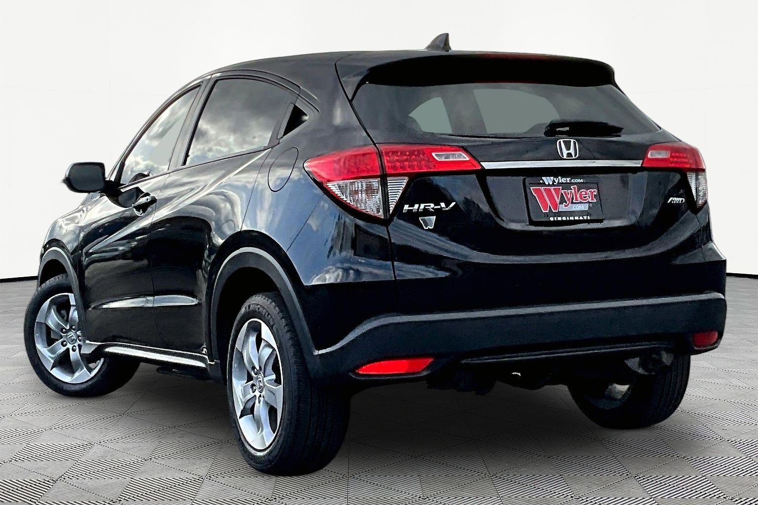 Used 2021 Honda HR-V LX image 4