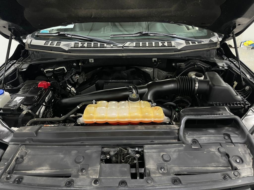 Used 2018 Ford F150 Lariat w/ Equipment Group 502A Luxury image 28