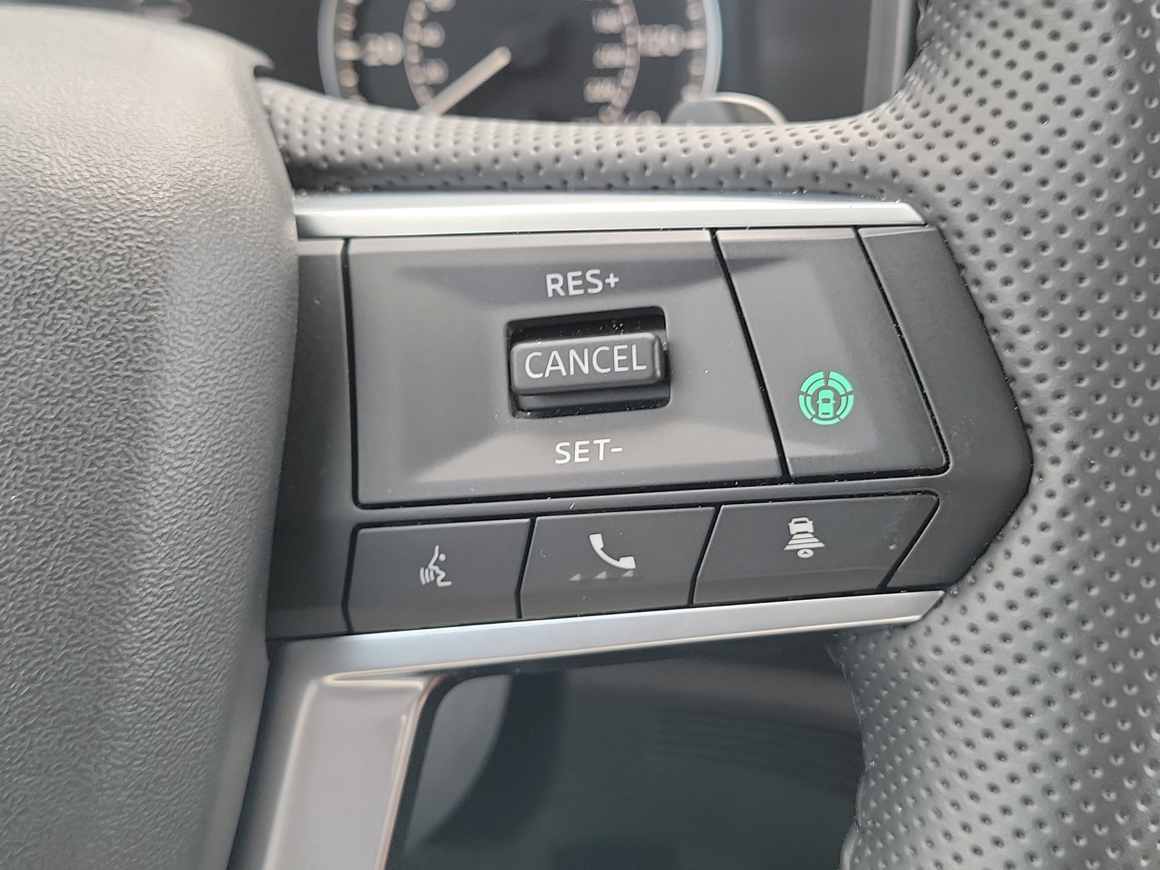Used 2025 Mitsubishi Outlander SE FWD image 23