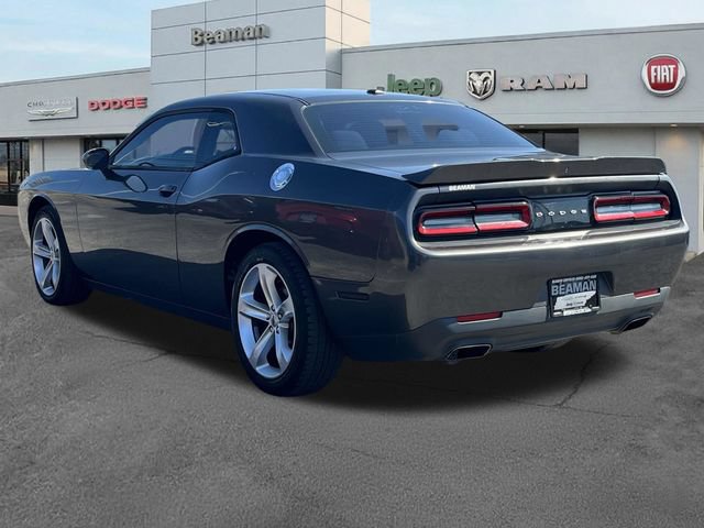 Used 2018 Dodge Challenger SXT w/ Super Sport Group (SS/T) RWD image 5