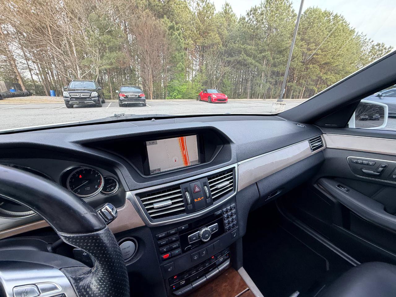 Used 2013 Mercedes-Benz E 350 Sedan image 25